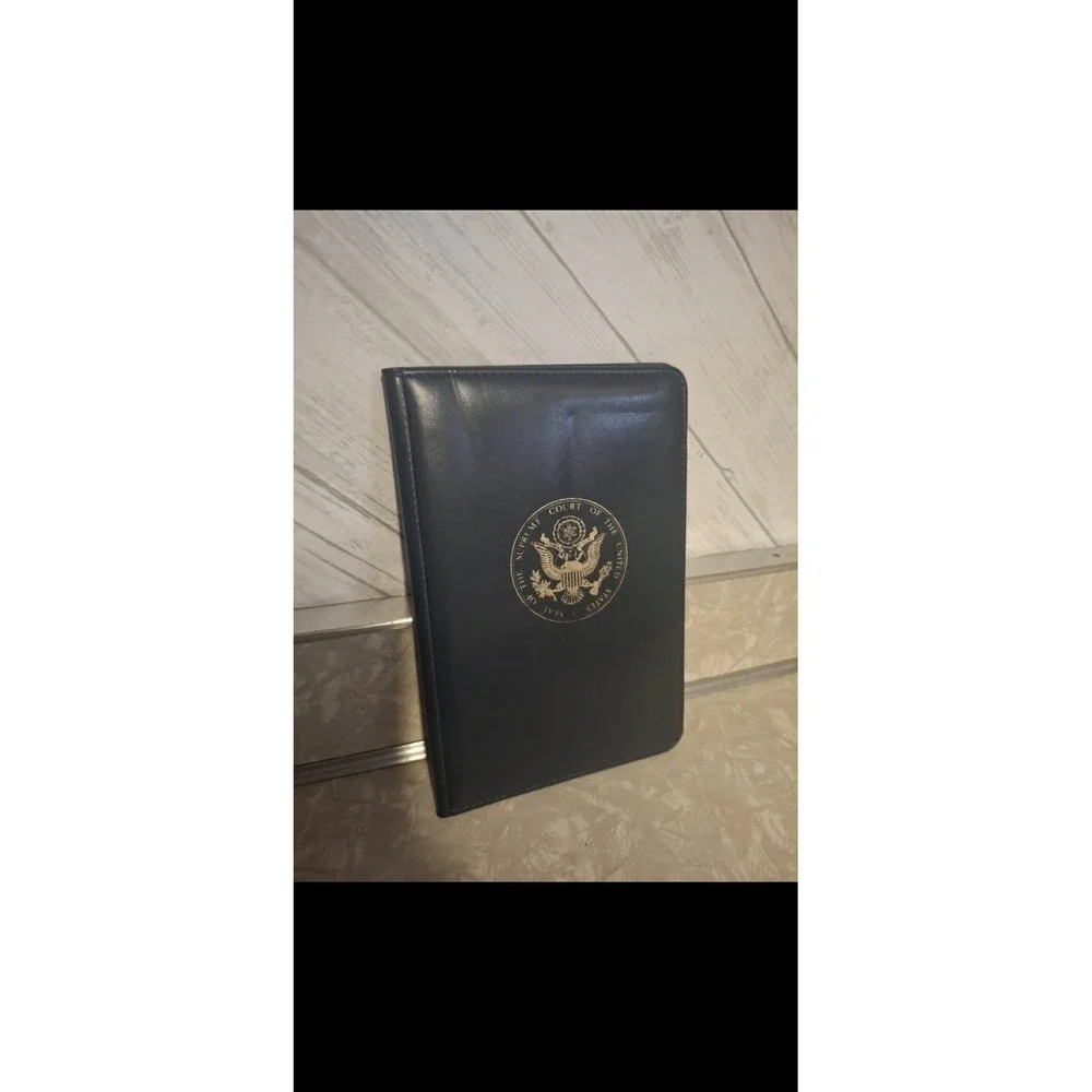 Supreme Court Black Leather Business Portfolio with Zipper–Padfolio
